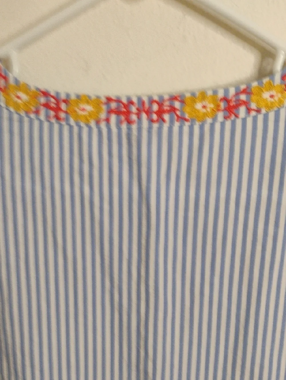 crown & ivy Blue and Yellow Embroidered Striped Tunic Large - Picture 5 of 7